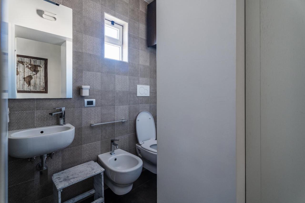 Plaza Apartment Bitonto Esterno foto