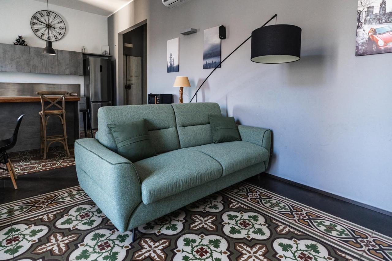 Plaza Apartment Bitonto Esterno foto